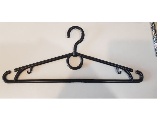 Вешалка плечики пластмассовые для одежды кольцо (черный) 39 см Украина